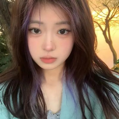 与凤飞